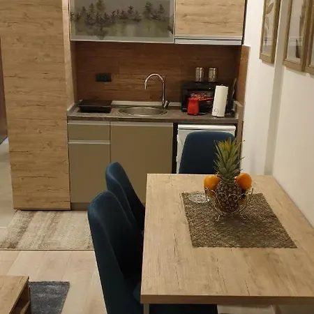 Milmari Vujic P23 And P26 Apartman *